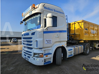 Vetopöytäauto SCANIA R 440