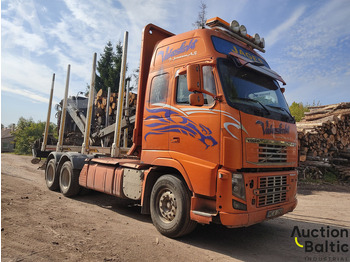 Puuauto VOLVO FH16