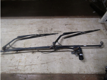 Ohjaamo ja sisustus MAN TGL