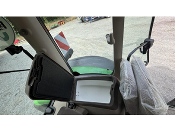 Leasing John Deere 6R215 John Deere 6R215: kuva Leasing John Deere 6R215 John Deere 6R215 Leasing John Deere 6R215 John Deere 6R215: kuva Leasing John Deere 6R215 John Deere 6R215