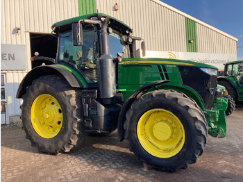 Traktori JOHN DEERE 7310R