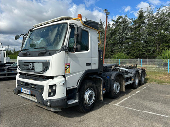 Koukkulava kuorma-auto VOLVO FMX