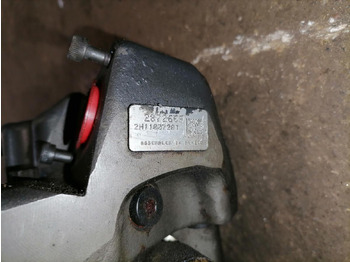 Polttoainepumppu - Kuorma-auto Scania Fuel pump, XPI 1947370: kuva Polttoainepumppu - Kuorma-auto Scania Fuel pump, XPI 1947370