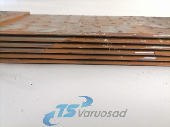 Vaihdelaatikko ja osat - Kuorma-auto Scania Gerabox oil cooler 1753112: kuva Vaihdelaatikko ja osat - Kuorma-auto Scania Gerabox oil cooler 1753112
