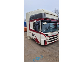 Ohjaamo ja sisustus SCANIA