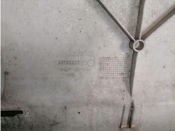 Jäähdyttimen säleikkö - Kuorma-auto Volvo Grille panel 20748337: kuva Jäähdyttimen säleikkö - Kuorma-auto Volvo Grille panel 20748337