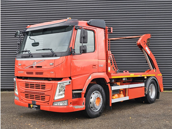 Nostovarsi-vaihtolavakuorma kuorma-auto VOLVO FM 330