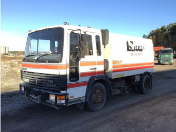 Lakaisuauto VOLVO FL