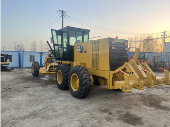 Tiehöylä CATERPILLAR 140H
