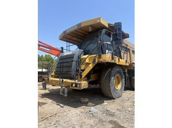 Maansiirtoauto CATERPILLAR