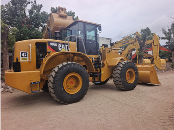 Pyöräkuormaaja CATERPILLAR 966H