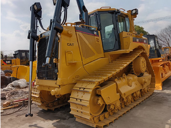 Puskutraktori CATERPILLAR D8T