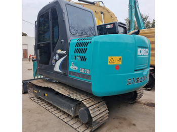 Minikuormaaja KOBELCO