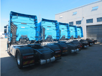 Vetopöytäauto Renault T480 SC 4x2Tractor SELECTION: kuva Vetopöytäauto Renault T480 SC 4x2Tractor SELECTION