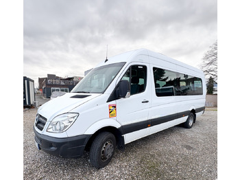 Minibussi MERCEDES-BENZ Sprinter 516