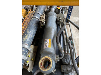 Hydraulisylinteri LIEBHERR