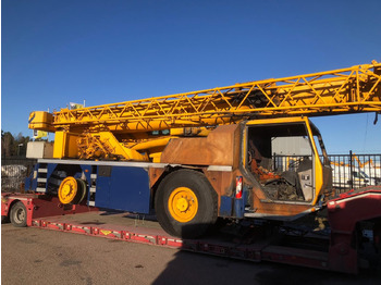 Ajoneuvonosturi LIEBHERR LTM 1030/2
