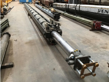 Hydraulisylinteri LIEBHERR