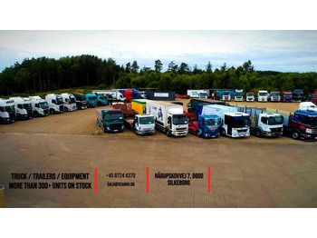 Apuvaunu perävaunu HRD 7 akslet - 84 ton blokvogn med ramper: kuva Apuvaunu perävaunu HRD 7 akslet - 84 ton blokvogn med ramper Apuvaunu perävaunu HRD 7 akslet - 84 ton blokvogn med ramper: kuva Apuvaunu perävaunu HRD 7 akslet - 84 ton blokvogn med ramper