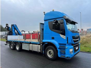 Nosturiauto IVECO