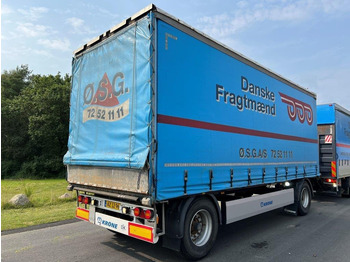 Pressukapelliperävaunu KRONE