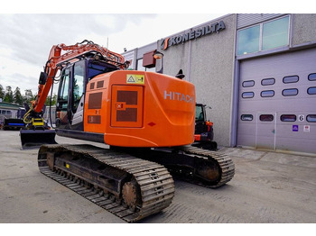Telakaivukone Hitachi ZX225USLC-5B MARTTIINILLA: kuva Telakaivukone Hitachi ZX225USLC-5B MARTTIINILLA
