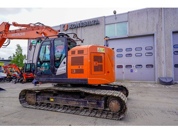 Telakaivukone Hitachi ZX225USLC-5B MARTTIINILLA: kuva Telakaivukone Hitachi ZX225USLC-5B MARTTIINILLA