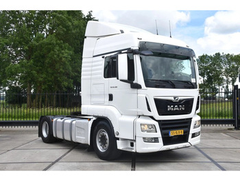 Vetopöytäauto MAN TGS 18.360