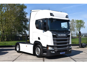 Vetopöytäauto SCANIA R 500