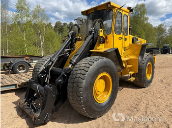 Pyöräkuormaaja VOLVO L90
