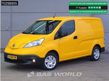Pieni pakettiauto NISSAN NV200