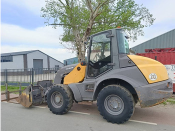 Pyöräkuormaaja Ahlmann AS 700 wiellader shovel loader lader bak+vorken: kuva Pyöräkuormaaja Ahlmann AS 700 wiellader shovel loader lader bak+vorken