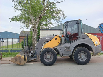 Pyöräkuormaaja Ahlmann AS 700 wiellader shovel loader lader bak+vorken: kuva Pyöräkuormaaja Ahlmann AS 700 wiellader shovel loader lader bak+vorken