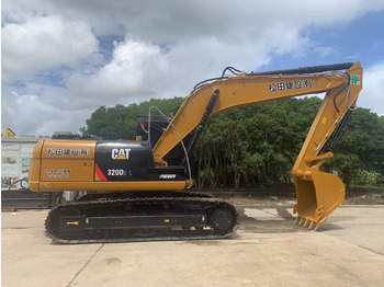 Telakaivukone CATERPILLAR 320