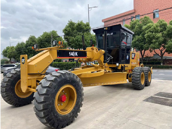 Tiehöylä CATERPILLAR 140H