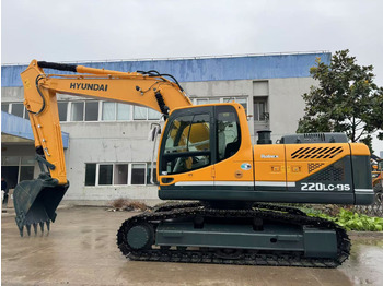 Telakaivukone HYUNDAI