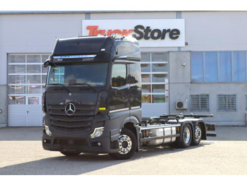 Konttialus/ Vaihtokuormatilat kuorma-auto MERCEDES-BENZ Actros 2553