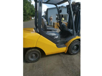 Vastapainotrukki 2021 Komatsu FD30-17: kuva Vastapainotrukki 2021 Komatsu FD30-17