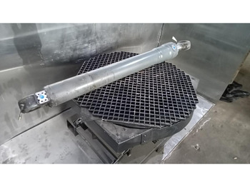 Hydraulisylinteri LIEBHERR