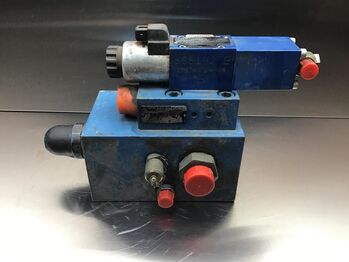 Hydrauliikka LIEBHERR