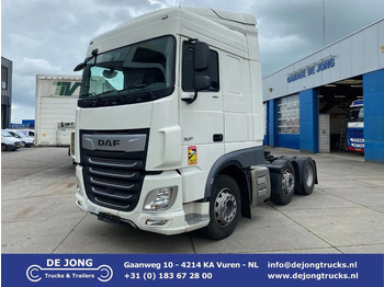 Vetopöytäauto DAF XF 106 480