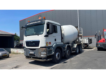 Betoniauto LIEBHERR