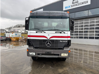 Kippiauto kuorma-auto MERCEDES Actros 3243 Moser Bordmatic: kuva Kippiauto kuorma-auto MERCEDES Actros 3243 Moser Bordmatic