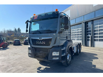 Vetopöytäauto MAN TGS