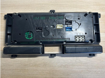 Kojelauta - Kuorma-auto Mercedes Benz Econic Kombiinstrument / Tacho A0044469121: kuva Kojelauta - Kuorma-auto Mercedes Benz Econic Kombiinstrument / Tacho A0044469121