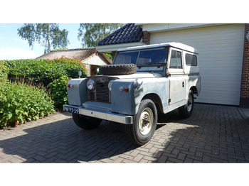 Henkilöauto LAND ROVER