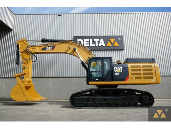 Telakaivukone CATERPILLAR 352F