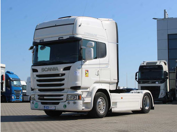 Vetopöytäauto SCANIA R 450