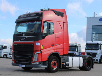 Vetopöytäauto VOLVO FH 460