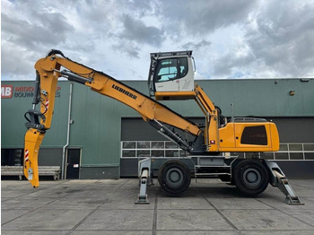 Materiaalinkäsittelykone LIEBHERR
